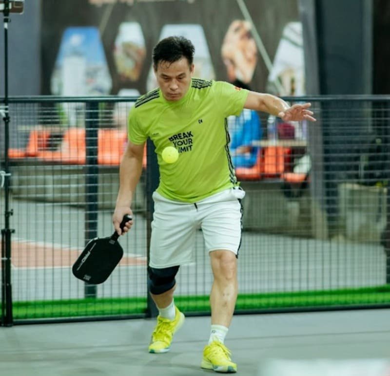 cach-phat-bong-pickleball-5