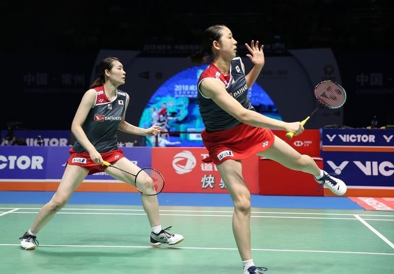 giay-pickleball-voi-giay-cau-long-2